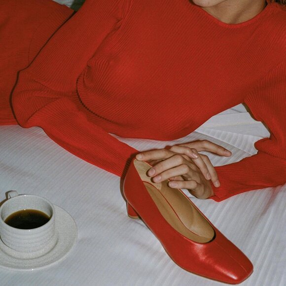 LOQ Camila Heel - Rojo Leather - Like New - Picture 1 of 9